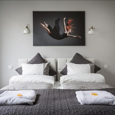 P&O Apartments Nowogrodzka Варшава Екстериор снимка