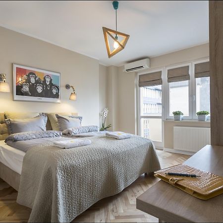 P&O Apartments Nowogrodzka Варшава Екстериор снимка