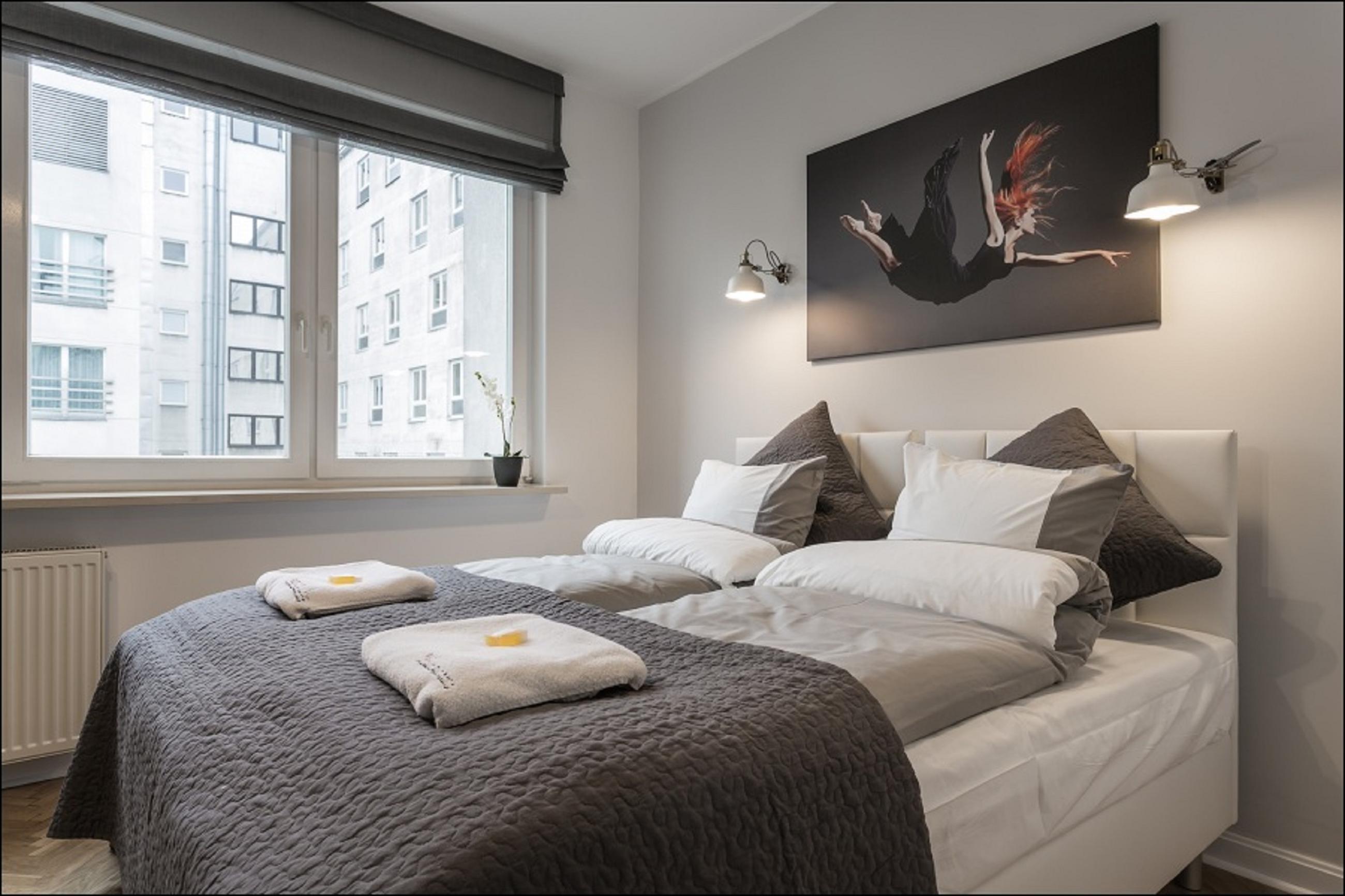 P&O Apartments Nowogrodzka Варшава Екстериор снимка